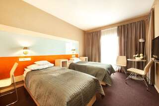 Отель Niebieski Art Hotel & Spa Краков Двухместный номер с 2 отдельными кроватями-11